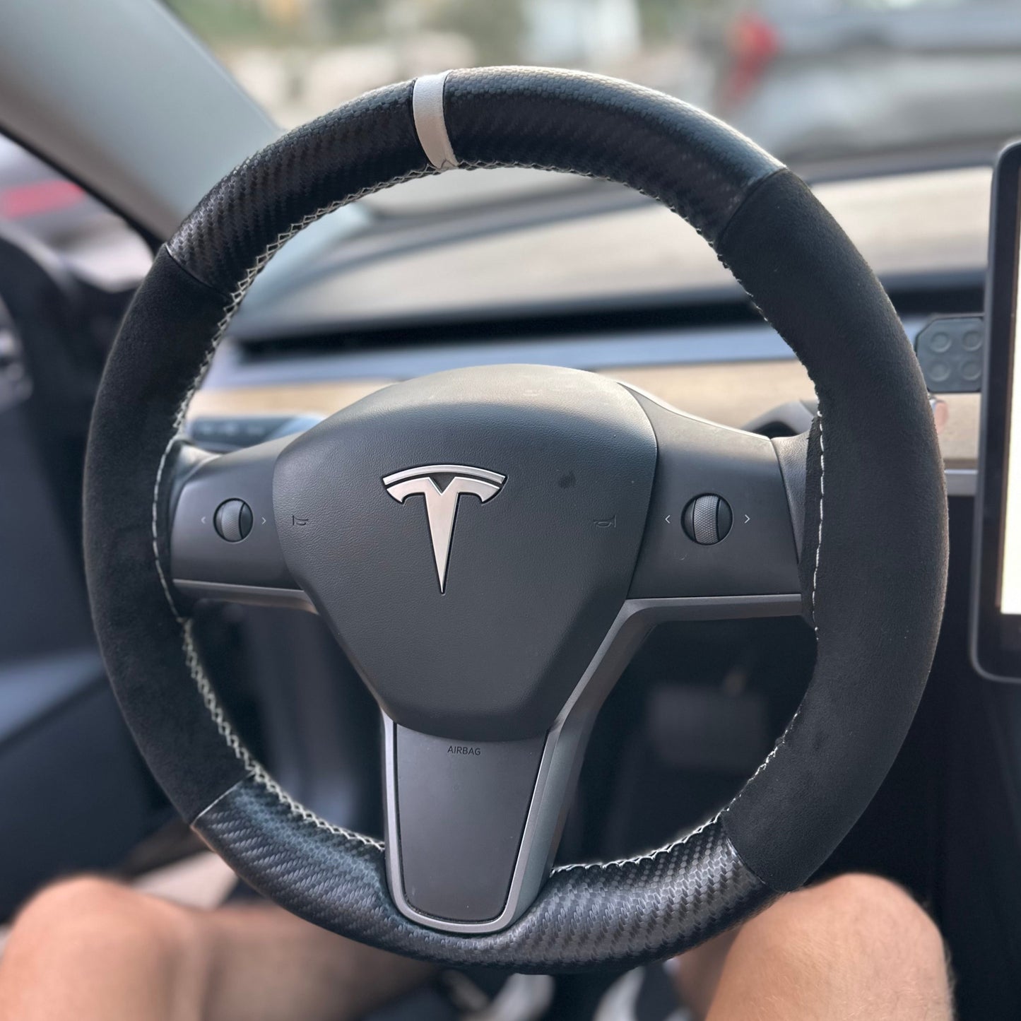 Carbon Alcantara