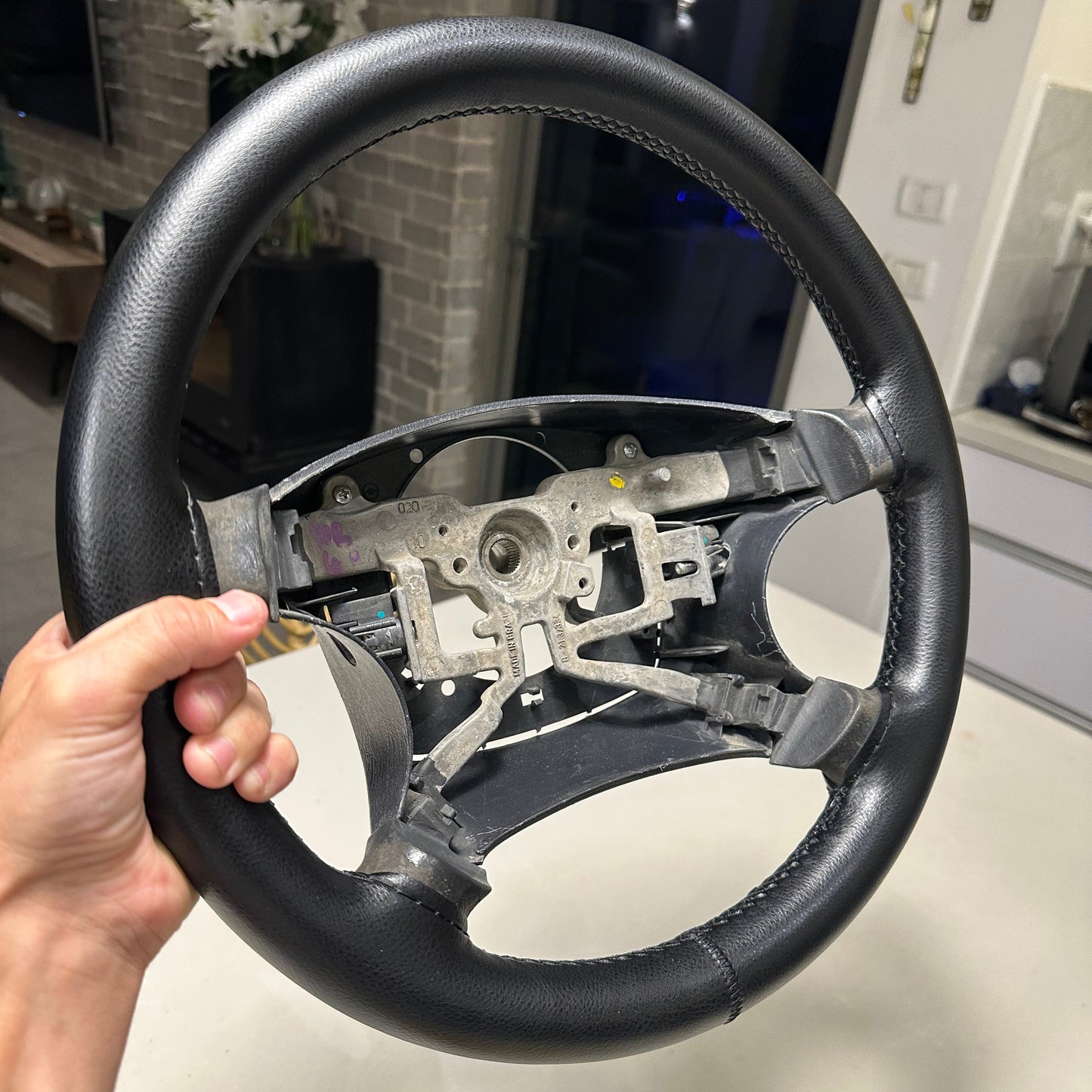 עור עבה לטנדרים/ג׳יפים