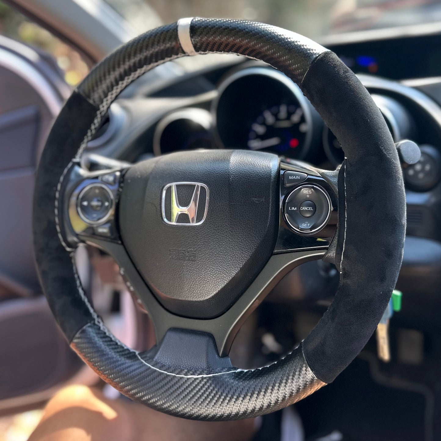 Carbon Alcantara