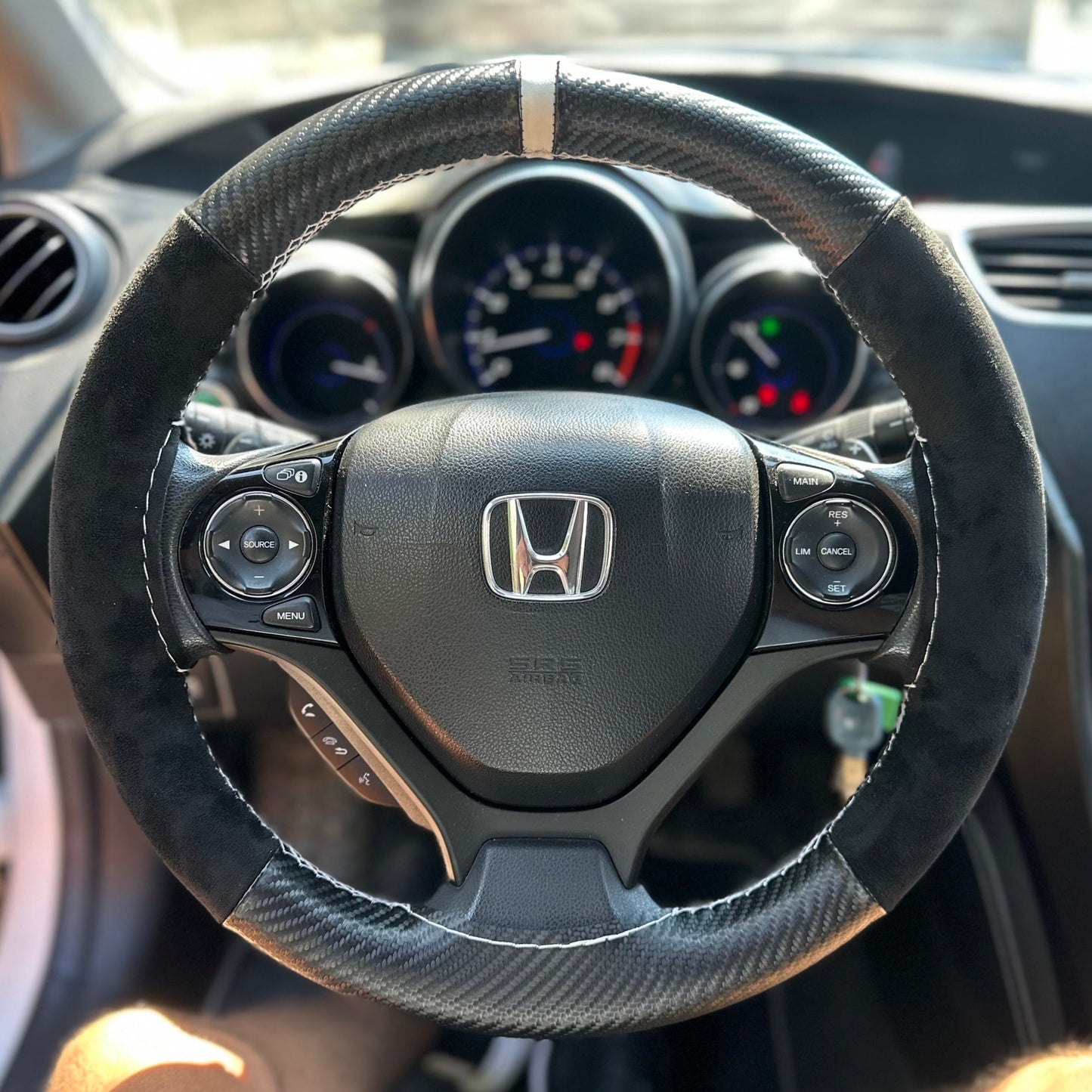 Carbon Alcantara