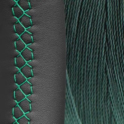 תפירה בירוק כהה