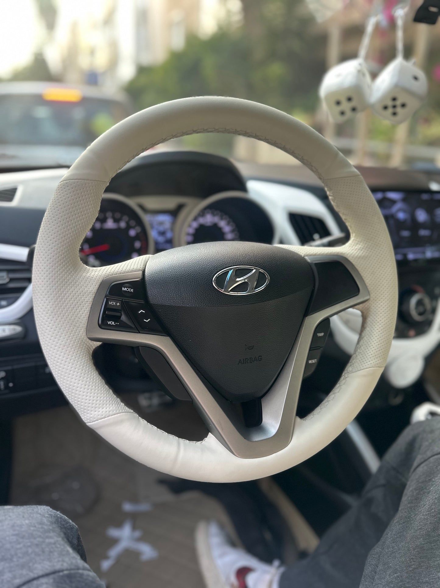 Hyundai - Veloster (2011-2017)